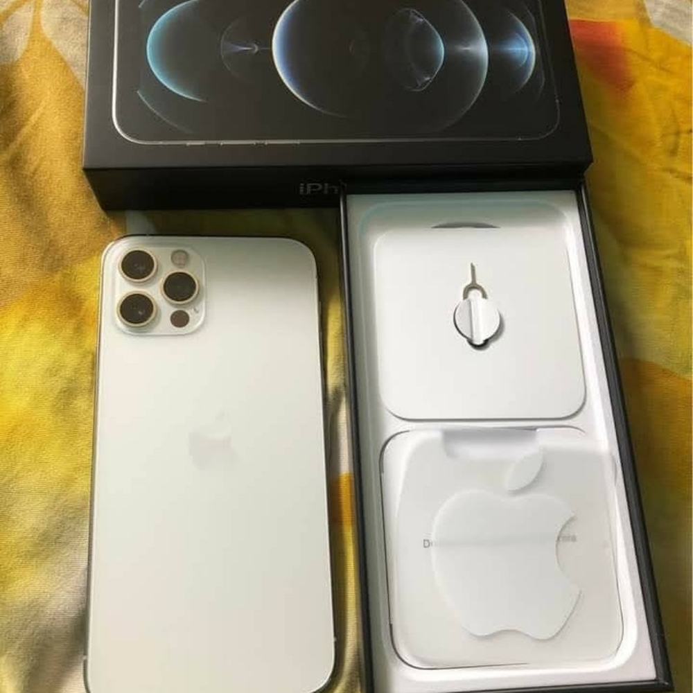 Iphone 12 unlocked